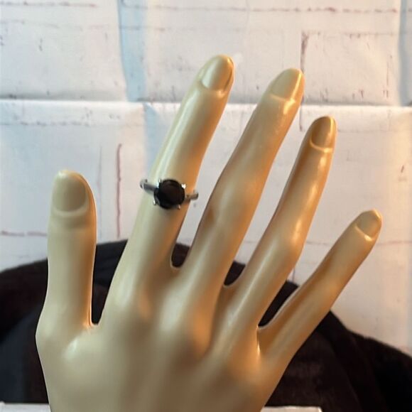 Thai Black Spinel Solitaire Ring and Pendant in Stainless Steel 9.10 ctw - Picture 11 of 14